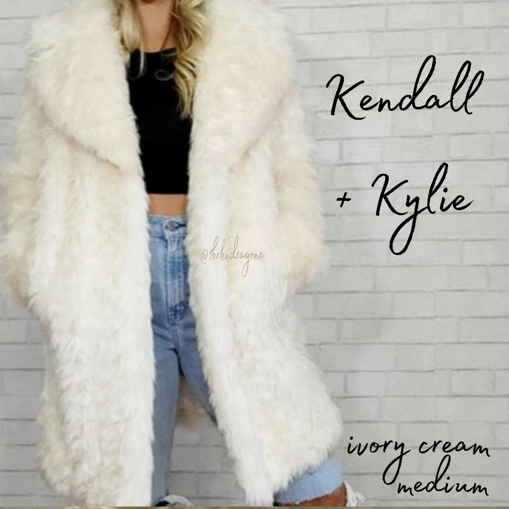 NWT Fully Lined Fur Coat Vegan Cream Ivory Fur Pea Coat Overcoat - Picture 2 of 16